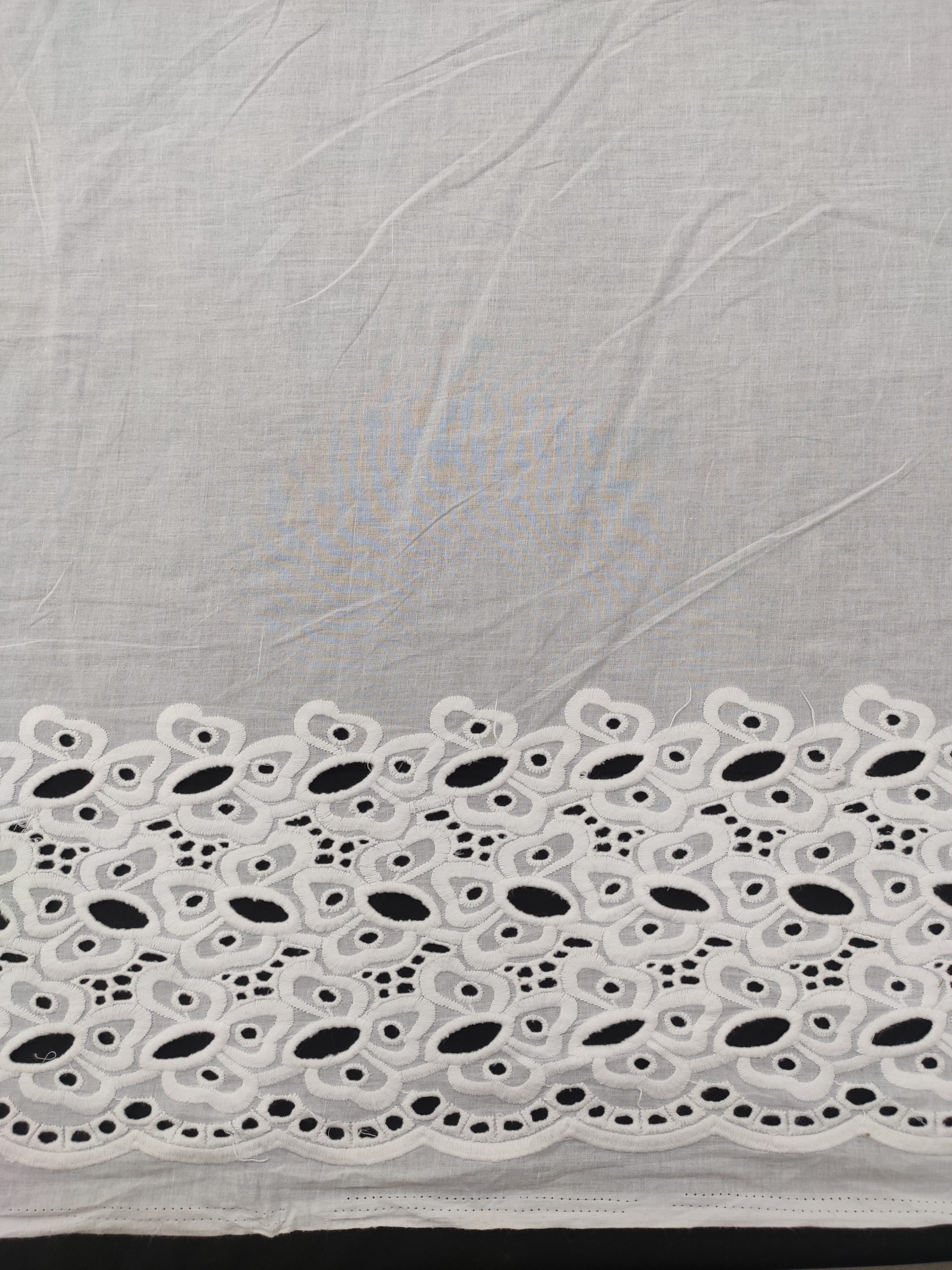 White color Cotton Cambric Embroidery Dyeable fabric for Women's Kurta(One-sided Border) - Image 4