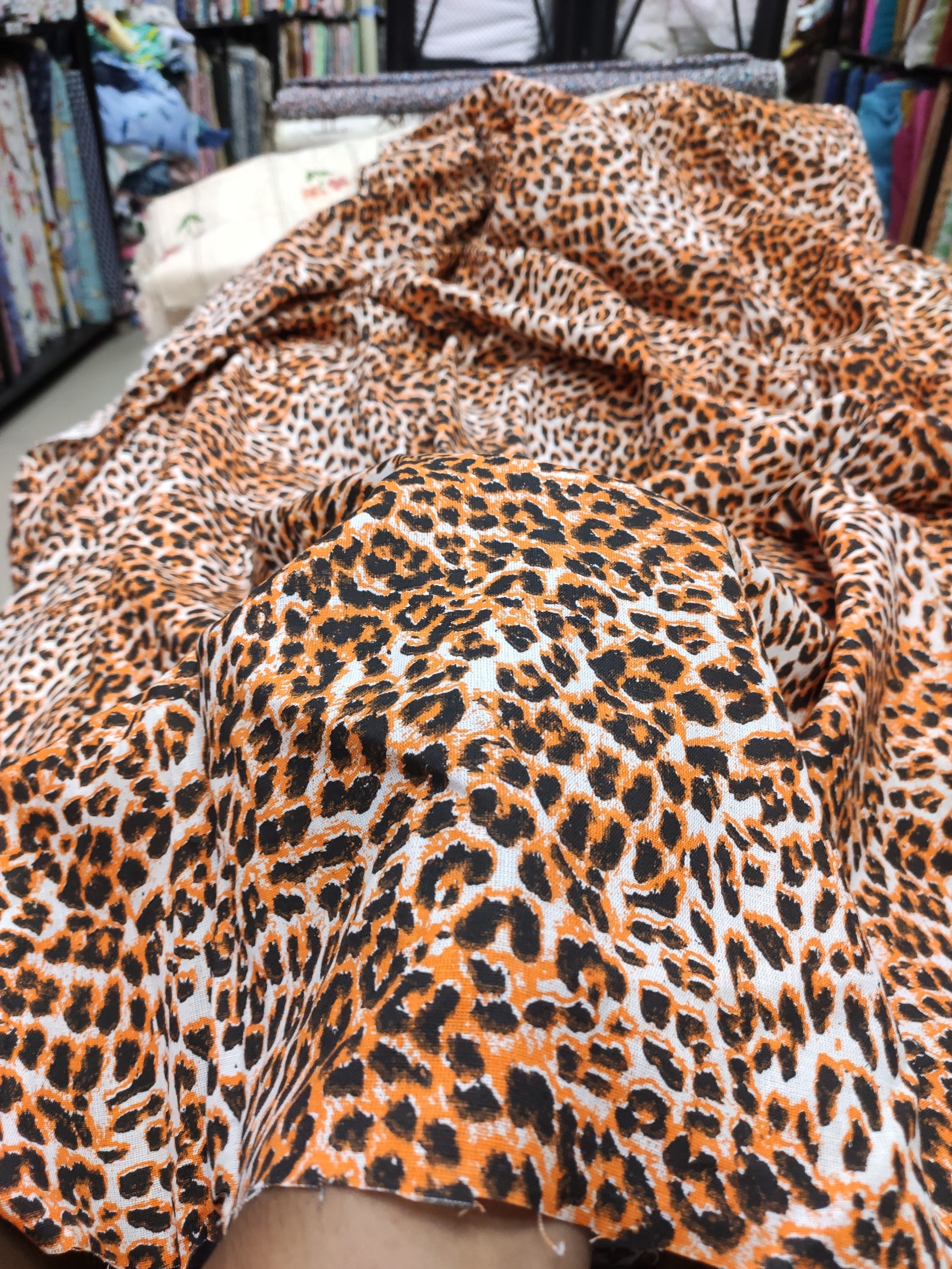 Multicolor Cotton flex Leopard print fabric for Women's kurta